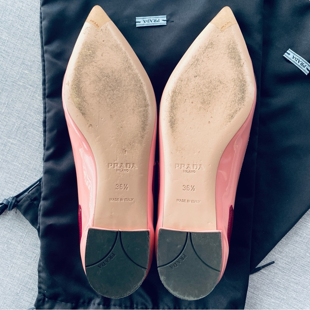 🇮🇹 PRADA | Pink Patent Leather | Kiss Print Flats - Picture 13 of 17